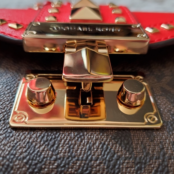 MK Rose Small Crossbody - Picture 5 of 12